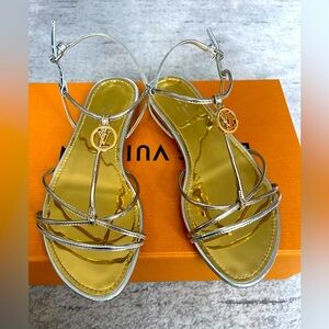 Sandal, Size 37